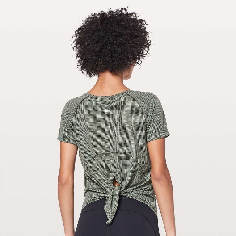 Lululemon Tie Back Short Sleeve Shirt (4) | green - Picture 5 of 6